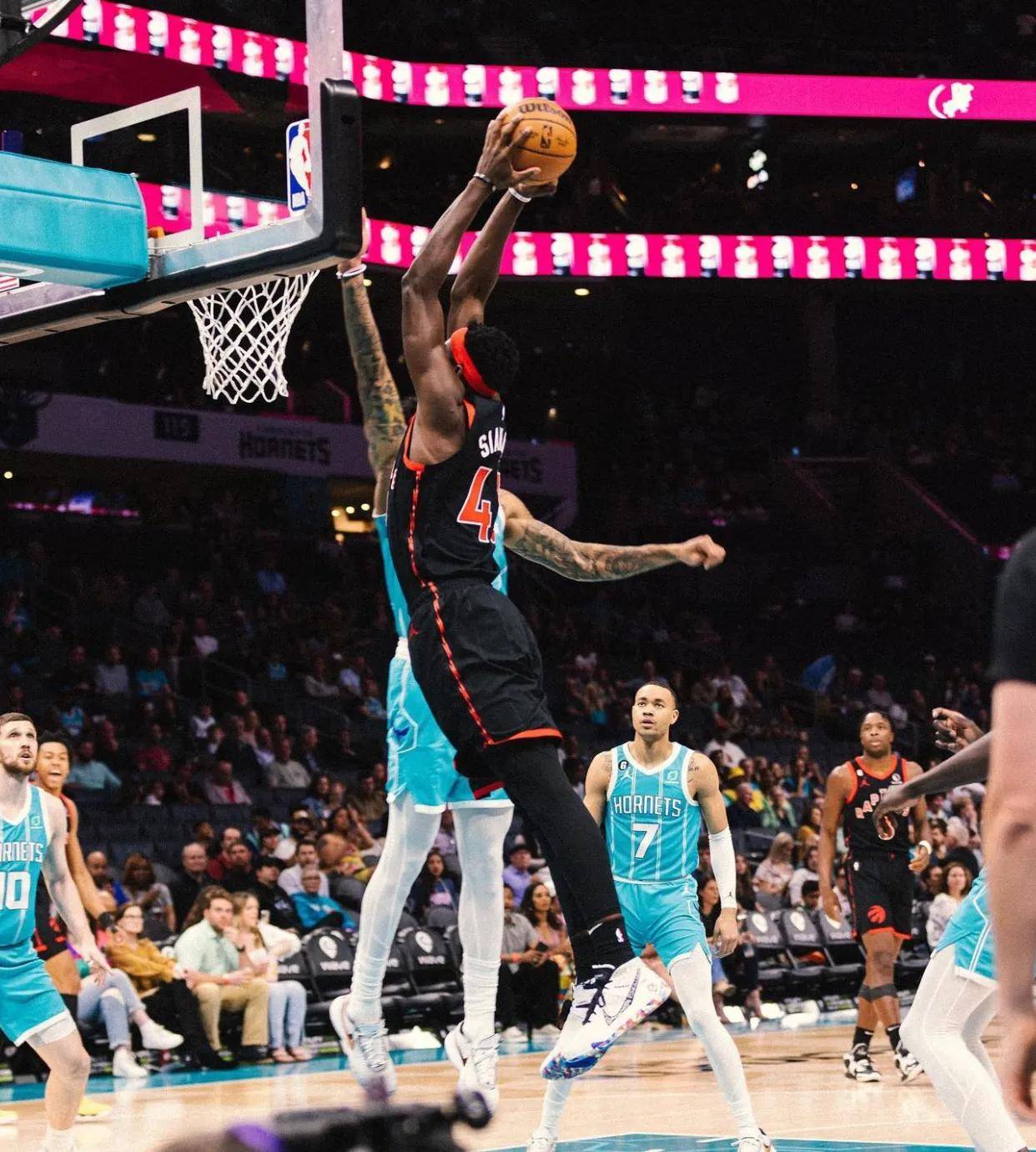  西亚卡姆遭遇十连败，西班牙队教练面临压力！-九游体育在线